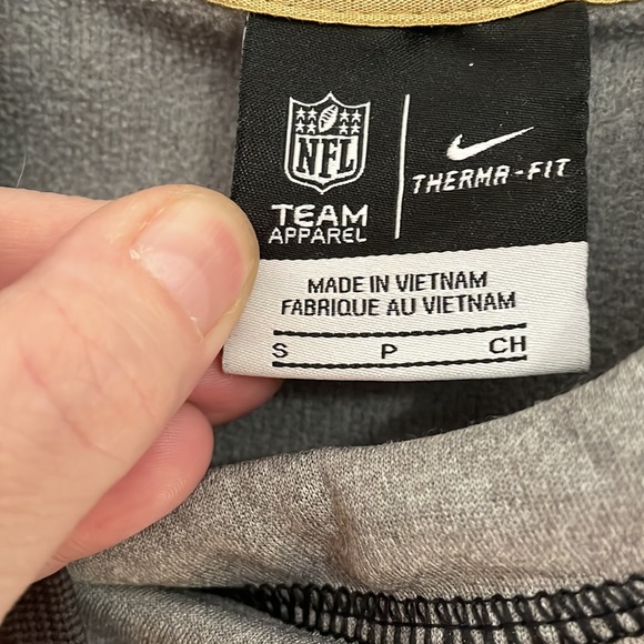 Steelers hoodie - Picture 2 of 3